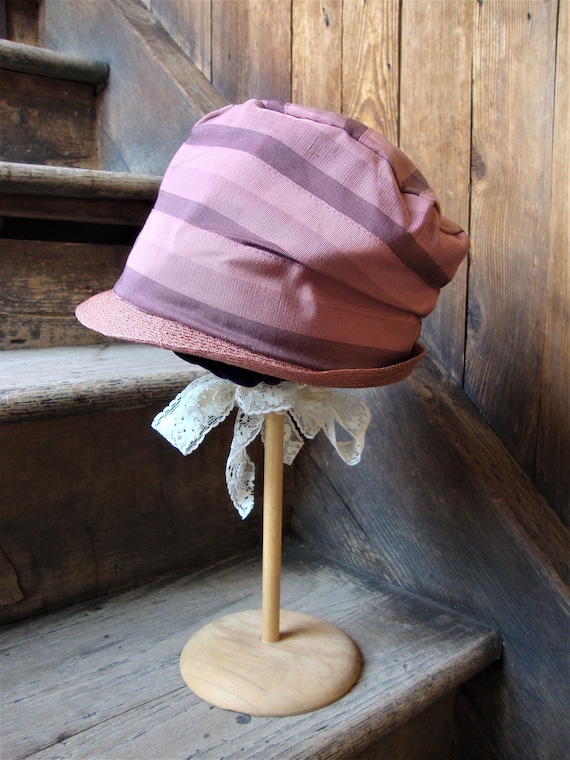 Vintage Antique 1920 display picture 3