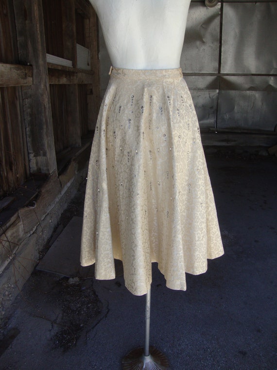 Vintage 1950's Ivory Brocade Full Skirt with Rhin… - image 7
