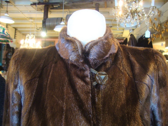 SALE!  Vintage Late 1930's/Early 1940's Fur Coat … - image 9