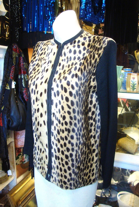 Vintage 1960's Faux Cheetah Fur Zip Front Top or … - image 7