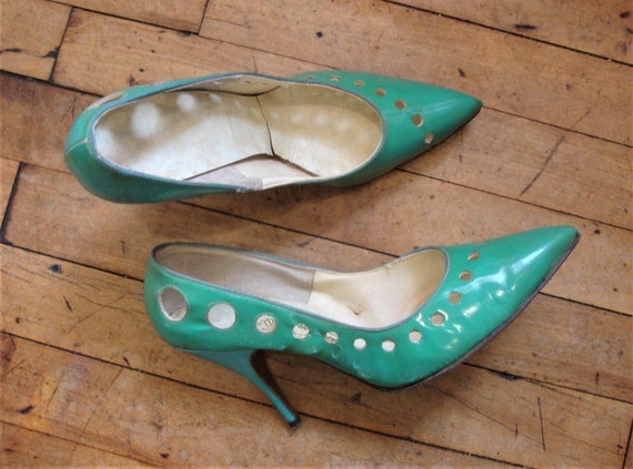 Vintage 1950's 1960's  Turquoise Shiny High Heels… - image 8