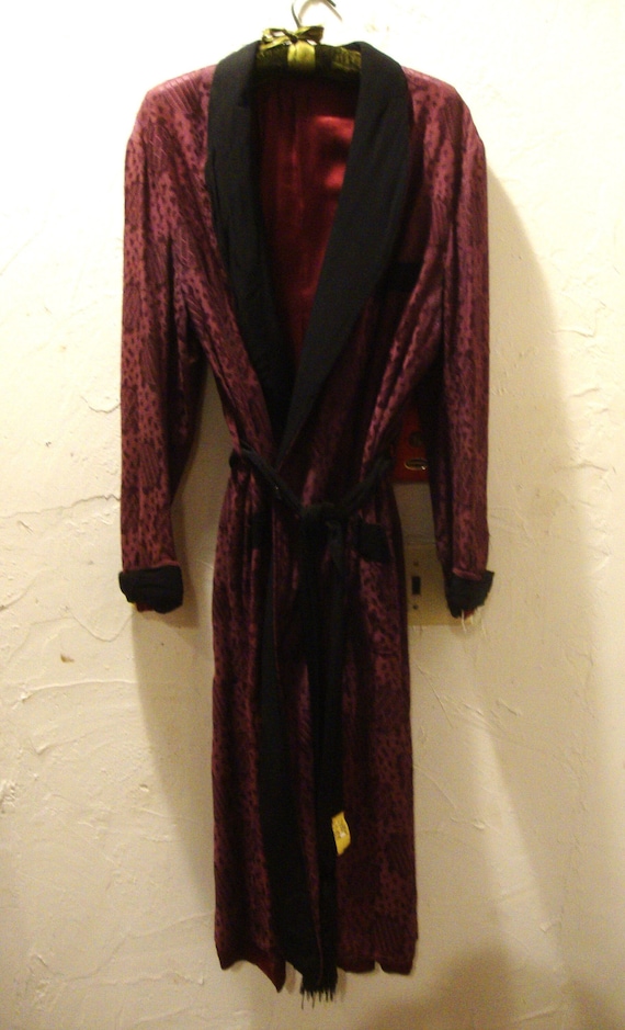 Vintage 1930's 1940's Maroon and Black Art Deco P… - image 1