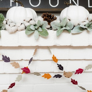 Fall Leaf Garland, Autumn Banner, Thanksgiving Decor, Autumn Leaves Bunting, Fall Mantel Decorations bild 4