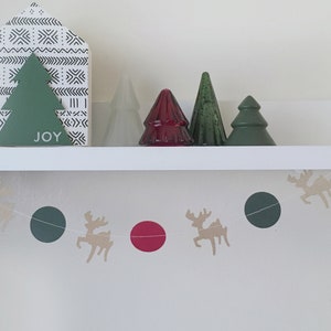 Reindeer Garland, Christmas Mantel Banner, Holiday Mantel Decor, Santa&#39;s Reindeer Banner