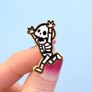 ¡Regalos imprescindibles! Pin de esmalte de esqueleto corriendo de Halloween