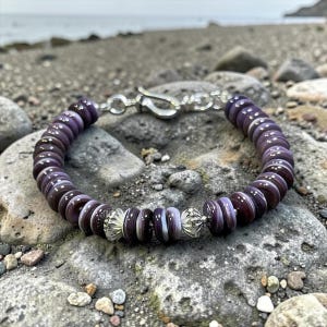 Quoddy Head - AAA echte Quahog-schelp en sterlingzilveren armband