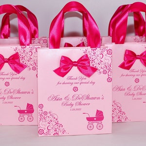 20 Baby shower bags with pink satin ribbon handles, bow and name Elegant Personalized party favor gift bag Girl Baby Shower Thank you Favors