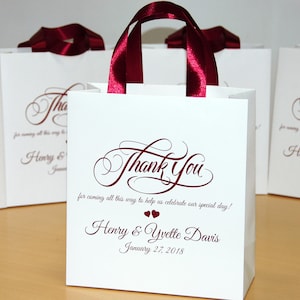35 Wedding Thank you Bags with satin ribbon handles & names Personalized Burgundy Weddings gifts and favors for guests Wedding favor bag