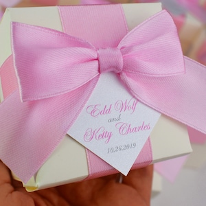 Elegant Ivory & Light Pink Bonbonniere, Personalized wedding candy box, Wedding Wedding favor boxes with satin ribbon bow and custom tag
