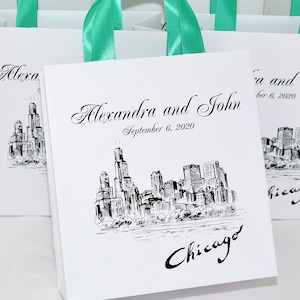 35 Chicago Wedding Welcome Bags with Mint satin ribbon handles and ypur names, Chicago Favor Bag, Elegant Gift bags for wedding guests