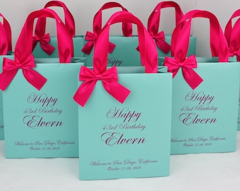 25 Birthday Party Gift Bags, Elegante Gepersonaliseerde Favor Bag met satijnen lint handvatten, boog en aangepaste naam, Verjaardag cadeau, Welcome Bag