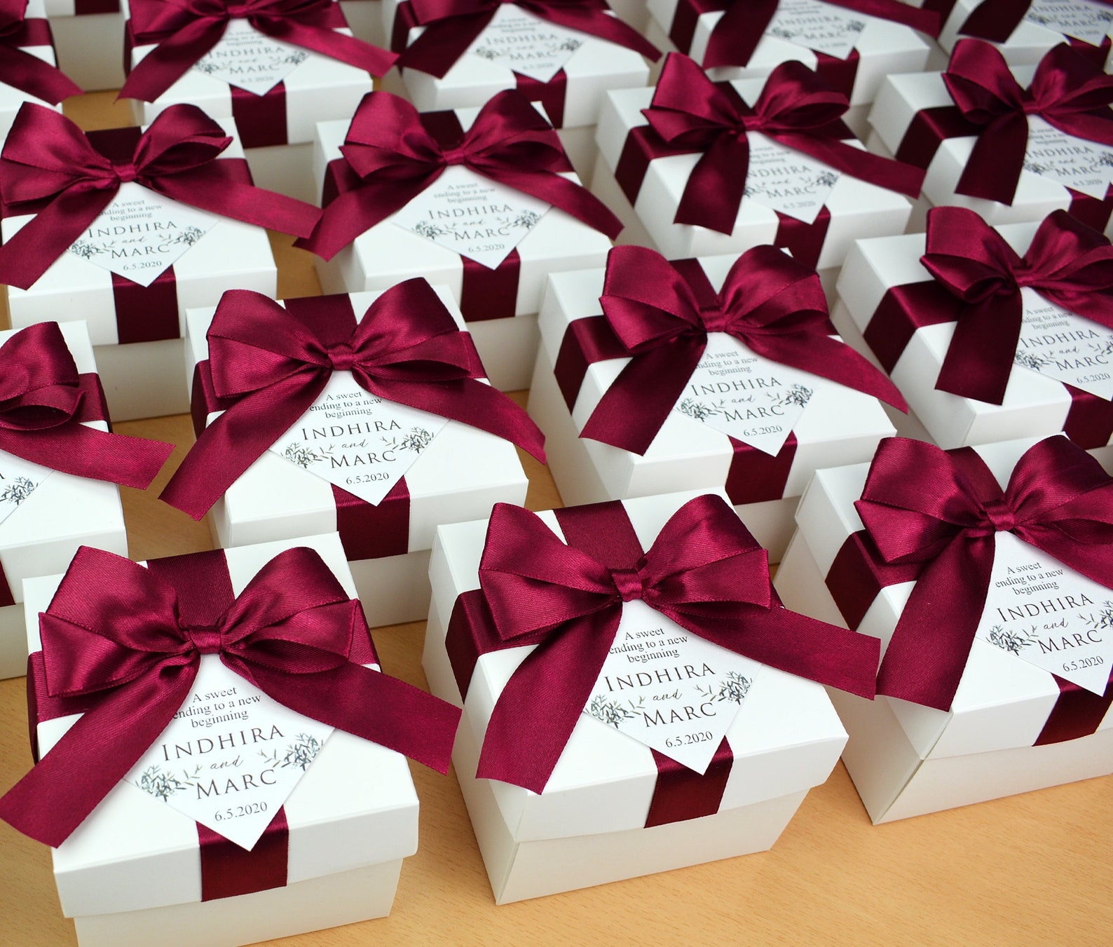 Elegant Wedding Favor Box With Wine Burgundy Satin Ribbon Bow Etsy Norway