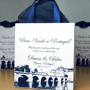 30 Destination Wedding Welcome Bags with Navy Blue satin ribbon handles, custom text & names, Elegant Personalized wedding favors for guests
