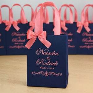 25 Wedding Welcome bags with satin ribbon handles, bow and names, Elegant Navy Blue & Coral Personalized wedding party favor for guests