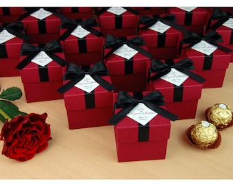 Burgund & Schwarze Hochzeit Bonbonniere, Hochzeits-Gastboxen mit Satinbandschleife und personalisiertem Anhänger Elegante Hochzeits-Bonbonniere Bonbonniere