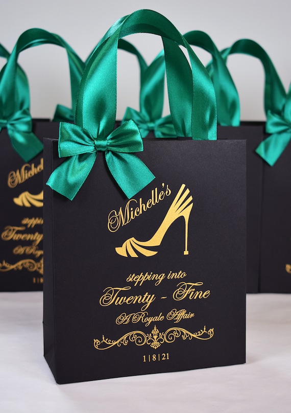 35 Sacchetti Regalo Con Manici E Fiocco In Nastro Di Raso Verde Smeraldo, Eleganti Bomboniere Personalizzate Per Il 25° Compleanno In Nero E Oro. Venti Bene - Italia - Foto 9