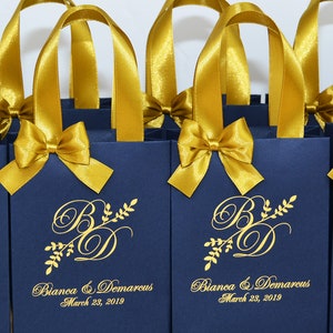 25 Gold & Marine blau Hochzeit Willkommen Taschen mit Satinband Griffe, Schleife und Namen, Chic personalisierte Geschenk-Tasche für Hochzeit Gunsten für Gäste
