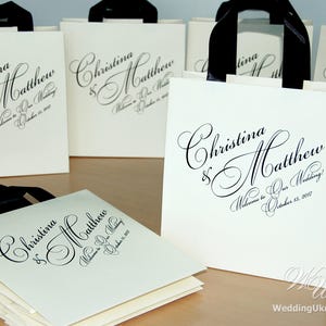 25 Welcome to Our Wedding! Welcome Bags for wedding guests with satin ribbon and your names - Elegant personalized Weddings gifts and favors