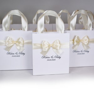 Wedding Welcome Bags with satin ribbon, bow and names - Elegant Personalized Paper Bag - Ivory Custom Wedding Gift bags