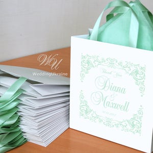 20 Thank You bags for your wedding guests with Light Mint satin ribbon and custom names Personalized Gift bags for Wedding gifts and favors