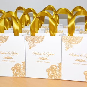 20 Mehendi design bags with Gold satin ribbon handles & names, Personalized Mehndi Night gifts Henna Sangeet Indian Wedding welcome favors