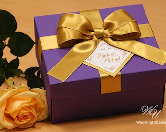 Lila und Gold Hochzeit Gunsten Boxen - elegante personalisierte zugunsten Geschenk-Box mit Tag, satin Golden Satin Band und große verdoppelt Schleife