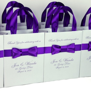 20 Silver & Purple Wedding Welcome bags with satin ribbon handles, bow tie and names, Personalized 25th Anniversary Bag for Favor for guests
