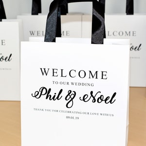 35 Welcome to Our Wedding Bags with satin ribbon handles and your names Personalized bags for wedding favor for guests Elegant favors