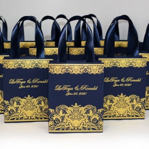 35 Navy Blue and Gold Personalized Bags with satin ribbon, print lace & custom names - Wedding Party gift bags for favors for guests