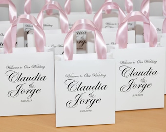 30 Willkommen in unserer Hochzeitstasche für Hochzeitsgäste mit Light Pink Satin-Bänder und Ihre Namen personalisierte Hochzeit Gunst für Gäste