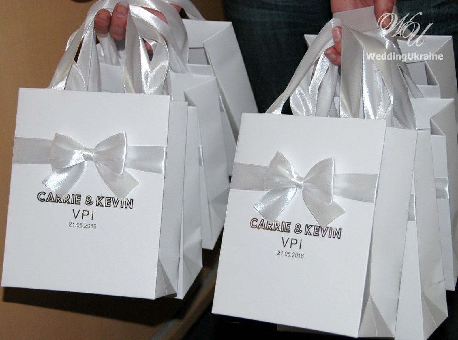 Luxury Gift Bags With Ribbon