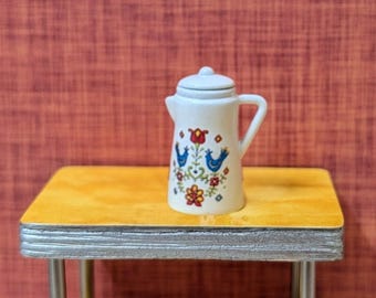 CorningWare Country Festival Koffiepot Karaf Waterkoker 1:12 Poppenhuis Mid Century Retro Vintage 60's 70's