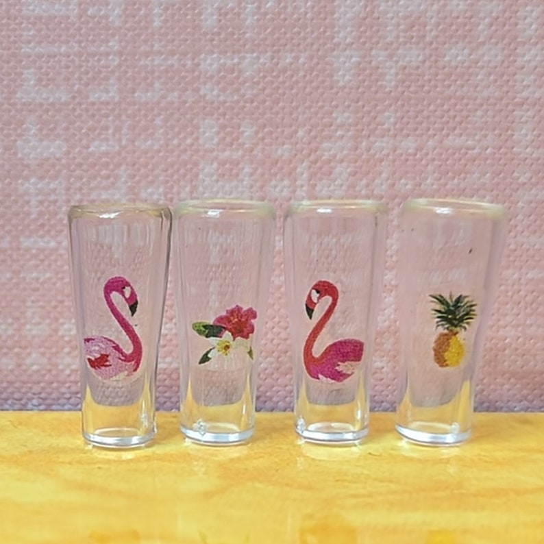 Tropical Flamingo Bar Glasses (Set of 4) 1:12 Scale Dollhouse Mid Century Retro