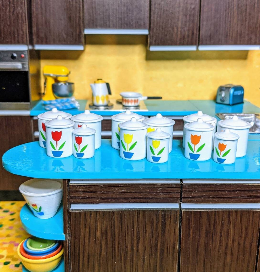 1:12 o Barbie Scale Dollhouse miniatura a mediados de siglo | Etsy