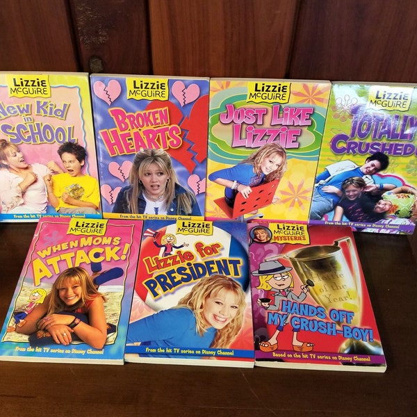 Lot of 7 Lizzie McGuire Chapter Books, Early 2000s Teen Girl Summer Reading