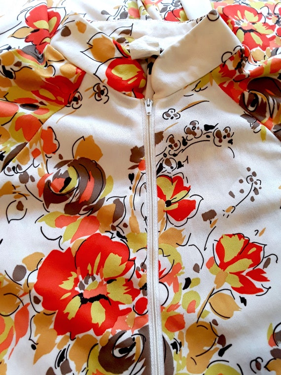 Casual, Psychedelic, Orange and Brown Floral Fron… - image 7