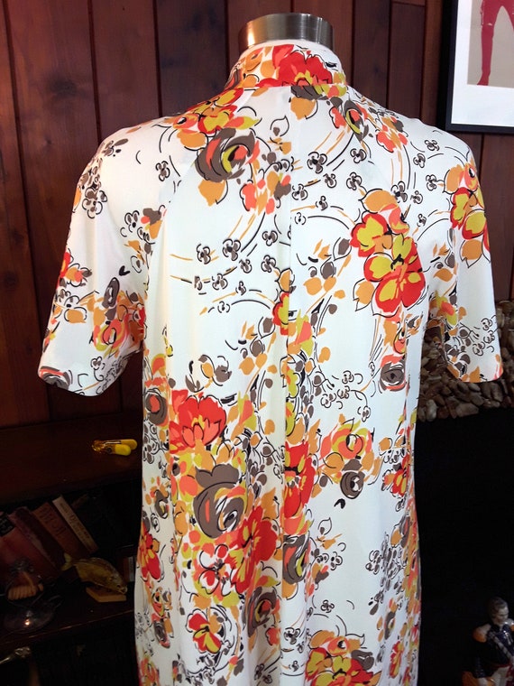Casual, Psychedelic, Orange and Brown Floral Fron… - image 5