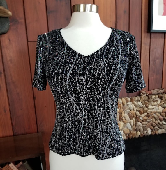 Black Elastic Short Sleeve Top with Glitter Wavy L