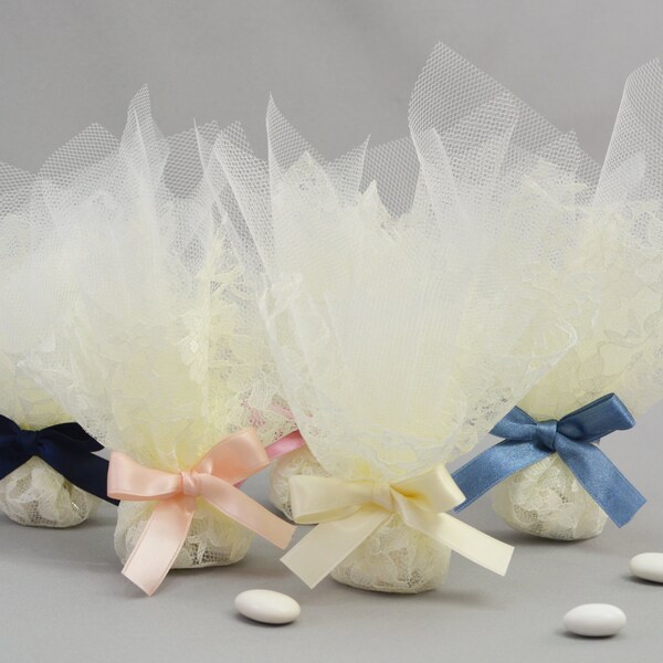 Wedding Lace Favors - Greek Boubounieres Koufeta - Italian Bomboniera Confetti - Jordan Almond Dragée | Traditional Tulle by Dahlia