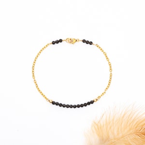 Delicate gemstone bracelet // minimalist bracelet gold // dainty bracelet gold // minimalist gemstone bracelet // birthstone bracelet Obsidian