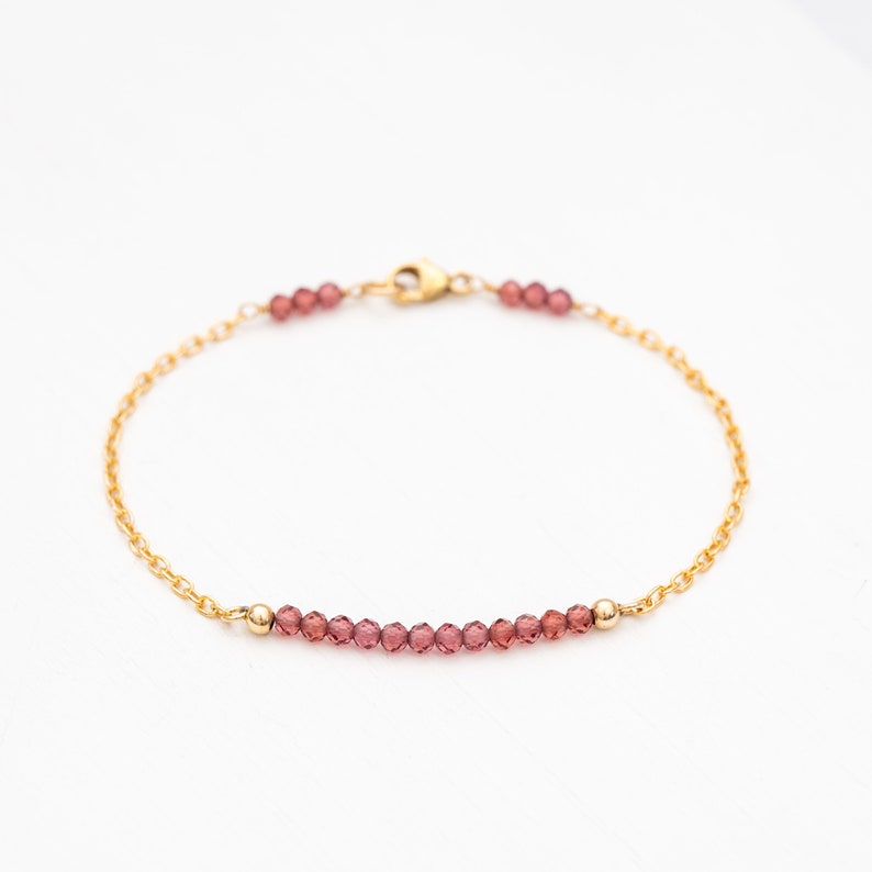 Delicate gemstone bracelet // minimalist bracelet gold // dainty bracelet gold // minimalist gemstone bracelet // birthstone bracelet Garnet