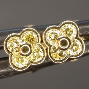 0.18ctw Yellow Diamond Earrings R8840