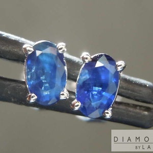0.67ctw Blue Oval Sapphire Earrings R7732