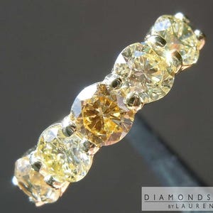1.89ctw Yellow Round Brilliant Diamond Band R7851