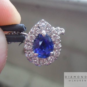 0.78ct Blue Pear Shape Sapphire Pendant AGL R6691