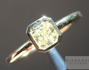0.26ct Fancy Light Yellow VS1 Radiant Diamond Ring R4647