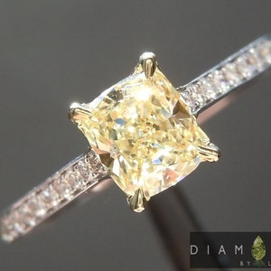 0.65ct Yellow VVS1 Cushion Cut Diamond Ring R6239