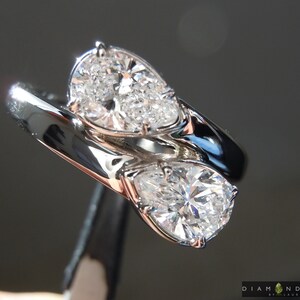 1.21ctw F Pear Shape Diamond Ring R10207