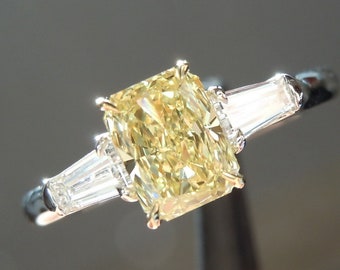 0.77ct Gelb VVS1 Diamant Ring im Strahlenschliff R4526