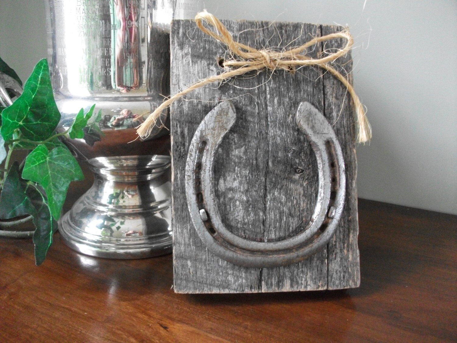 Horseshoe Barn Wood Decor, Rustic Home Horse Decoration, Equestrian